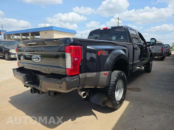 2017 Ford Super Duty F-350 King Ranch Crew Cab Long Bed DRW - miniatura 2
