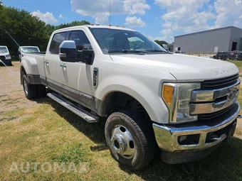 2017 Ford Super Duty F-350 King Ranch Crew Cab Long Bed DRW - miniatura 4
