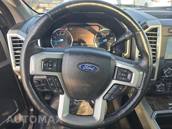 2017 Ford Super Duty F-350 Lariat Crew Cab Long Bed - miniatura 10
