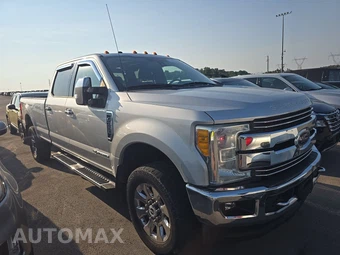 2017 Ford Super Duty F-350 Lariat Crew Cab Long Bed - miniatura 3