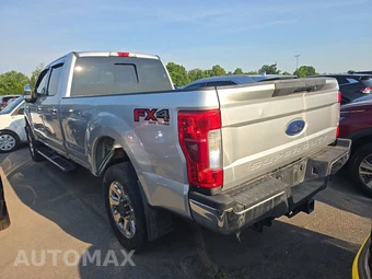 2017 Ford Super Duty F-350 Lariat Crew Cab Long Bed - miniatura 6
