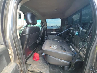 2017 Ford Super Duty F-350 Lariat Crew Cab Long Bed - miniatura 13