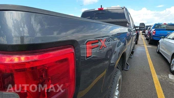 2017 Ford Super Duty F-350 Lariat Crew Cab Long Bed - miniatura 24