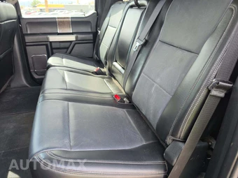 2017 Ford Super Duty F-350 Lariat Crew Cab Long Bed DRW - miniatura 13