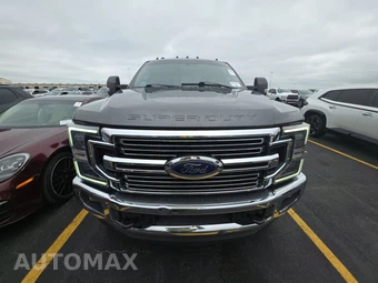 2017 Ford Super Duty F-350 Lariat Crew Cab Long Bed DRW - miniatura 2