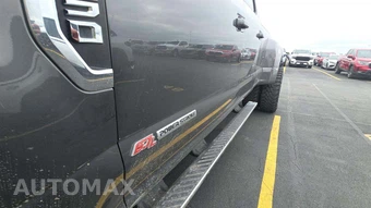 2017 Ford Super Duty F-350 Lariat Crew Cab Long Bed DRW - miniatura 21