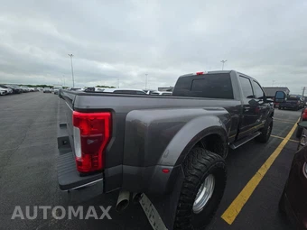 2017 Ford Super Duty F-350 Lariat Crew Cab Long Bed DRW - miniatura 4