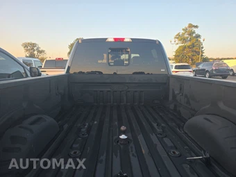 2017 Ford Super Duty F-350 Lariat Crew Cab Long Bed DRW - miniatura 16
