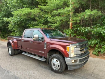 2017 Ford Super Duty F-350 Lariat Crew Cab Long Bed DRW - miniatura 2
