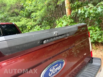 2017 Ford Super Duty F-350 Lariat Crew Cab Long Bed DRW - miniatura 37