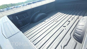 2017 Ford Super Duty F-350 Lariat Crew Cab Long Bed DRW - miniatura 27