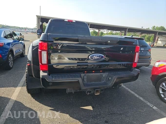 2017 Ford Super Duty F-350 Lariat Crew Cab Long Bed DRW - miniatura 5