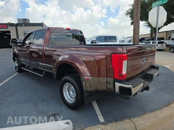 2017 Ford Super Duty F-350 Lariat Crew Cab Long Bed DRW - miniatura 2