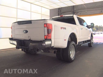2017 Ford Super Duty F-350 Lariat Crew Cab Long Bed DRW - miniatura 4