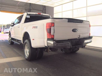2017 Ford Super Duty F-350 Lariat Crew Cab Long Bed DRW - miniatura 6