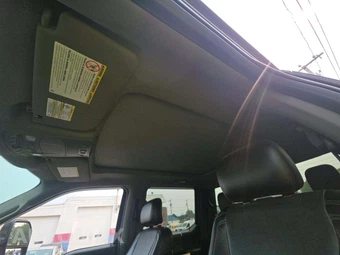2017 Ford Super Duty F-350 Lariat Crew Cab Medium Bed - miniatura 11