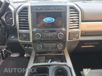 2017 Ford Super Duty F-350 Lariat Crew Cab Medium Bed - miniatura 11