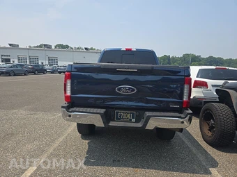 2017 Ford Super Duty F-350 Lariat Crew Cab Medium Bed - miniatura 5