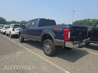 2017 Ford Super Duty F-350 Lariat Crew Cab Medium Bed - miniatura 6