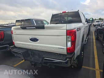2017 Ford Super Duty F-350 Lariat Crew Cab Medium Bed - miniatura 4