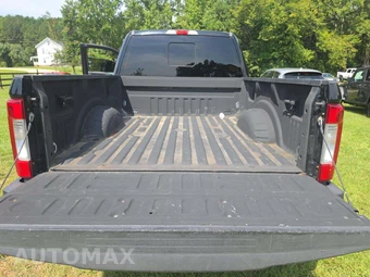2017 Ford Super Duty F-350 Lariat Crew Cab Medium Bed - miniatura 11