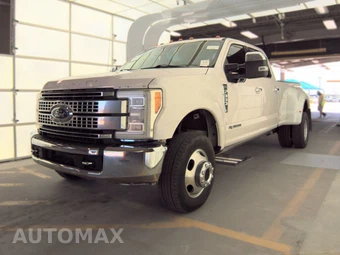 2017 Ford Super Duty F-350 Platinum Crew Cab Long Bed DRW