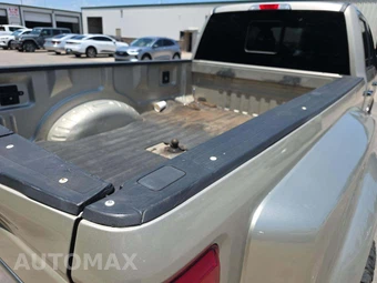 2017 Ford Super Duty F-350 Platinum Crew Cab Long Bed DRW - miniatura 24