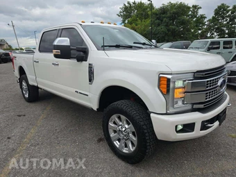 2017 Ford Super Duty F-350 Platinum Crew Cab Medium Bed - miniatura 4