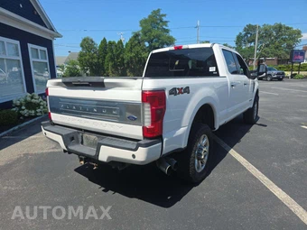 2017 Ford Super Duty F-350 Platinum Crew Cab Medium Bed - miniatura 3