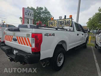 2017 Ford Super Duty F-350 XL Crew Cab Long Bed - miniatura 3