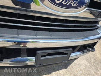 2017 Ford Super Duty F-350 XLT Crew Cab Long Bed - miniatura 26