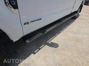 2017 Ford Super Duty F-350 XLT Crew Cab Long Bed - miniatura 28