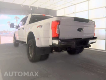 2017 Ford Super Duty F-350 XLT Crew Cab Long Bed DRW - miniatura 6