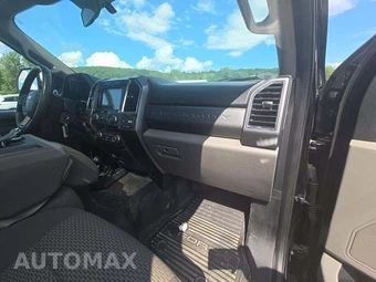 2017 Ford Super Duty F-350 XLT Crew Cab Long Bed DRW - miniatura 16