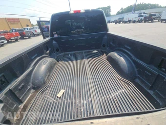 2017 Ford Super Duty F-350 XLT Crew Cab Medium Bed - miniatura 14