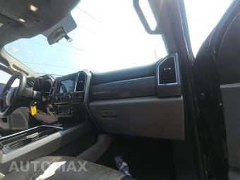 2017 Ford Super Duty F-350 XLT Crew Cab Medium Bed - miniatura 19