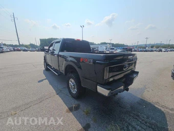 2017 Ford Super Duty F-350 XLT Crew Cab Medium Bed - miniatura 2