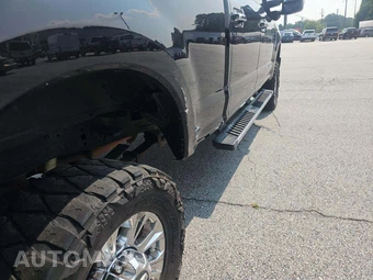 2017 Ford Super Duty F-350 XLT Crew Cab Medium Bed - miniatura 28