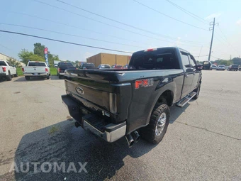 2017 Ford Super Duty F-350 XLT Crew Cab Medium Bed - miniatura 3