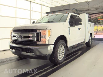 2017 Ford Super Duty F-350 XLT Extended Cab Long Bed w/Rear Doors