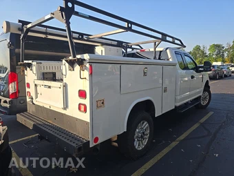 2017 Ford Super Duty F-350 XLT Extended Cab Long Bed w/Rear Doors - miniatura 4