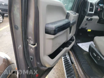 2017 Ford Super Duty F-350 XLT Extended Cab Medium Bed w/Rear Doors - miniatura 9