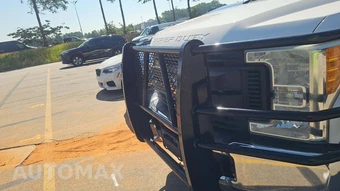 2017 Ford Super Duty F-450 Cab Chassis XL Crew Cab DRW - miniatura 19