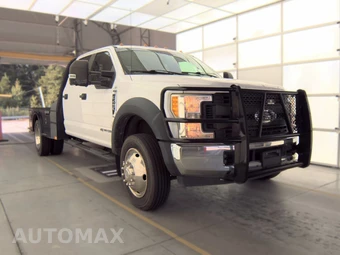 2017 Ford Super Duty F-450 Cab Chassis XL Crew Cab DRW - miniatura 3