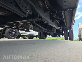 2017 Ford Super Duty F-450 Cab Chassis XL Crew Cab DRW - miniatura 7