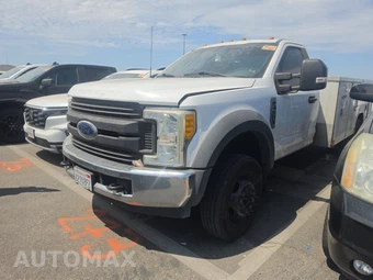 2017 Ford Super Duty F-450 Cab Chassis XL Regular Cab DRW