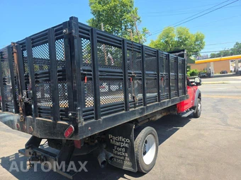 2017 Ford Super Duty F-450 Cab Chassis XL Regular Cab DRW - miniatura 3