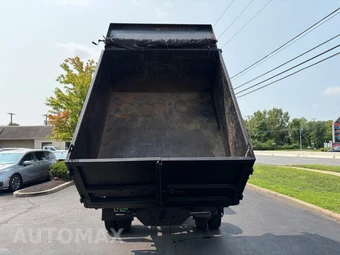 2017 Ford Super Duty F-450 Cab Chassis XL Regular Cab DRW - miniatura 23
