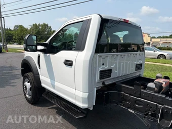 2017 Ford Super Duty F-450 Cab Chassis XL Regular Cab DRW - miniatura 26