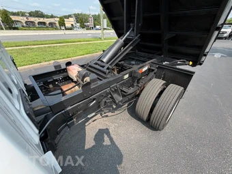 2017 Ford Super Duty F-450 Cab Chassis XL Regular Cab DRW - miniatura 28